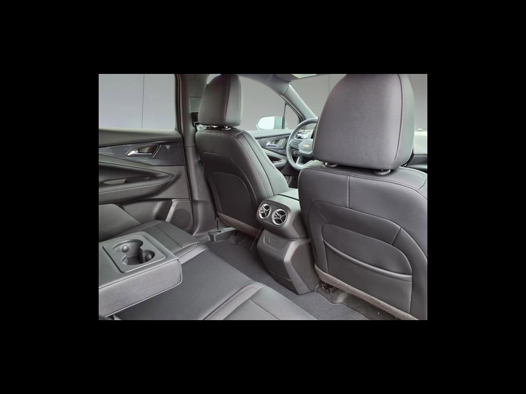 2025 Chevrolet Blazer EV photo 39