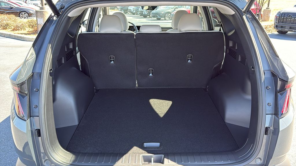 2025 Hyundai Tucson SEL Convenience photo 9