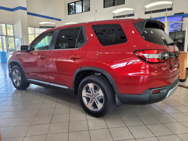 2025 Honda Pilot EX-L photo 3
