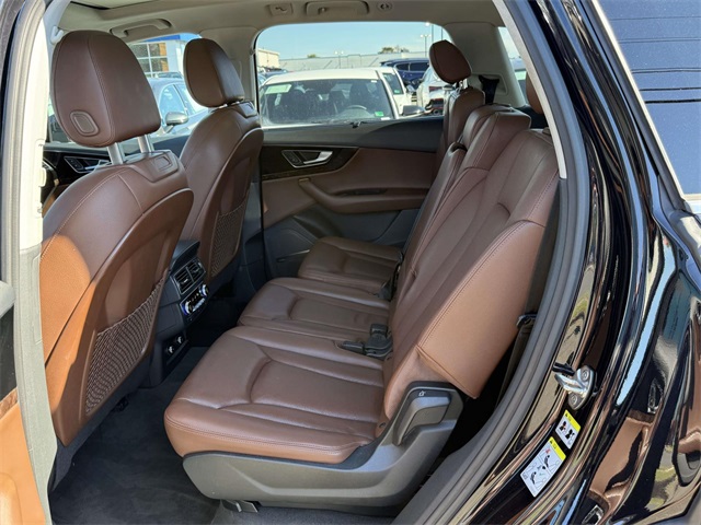 2019 Audi Q7 55 Premium Plus photo 11