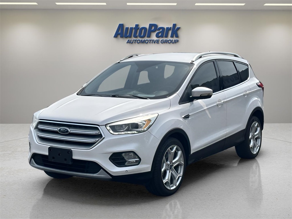 2019 Ford Escape Titanium photo 3