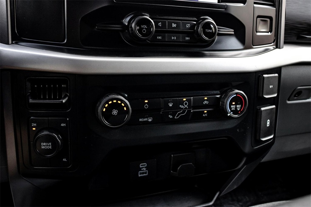 2023 Ford F-150 XLT photo 23