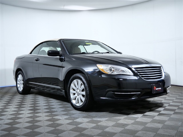2013 Chrysler 200