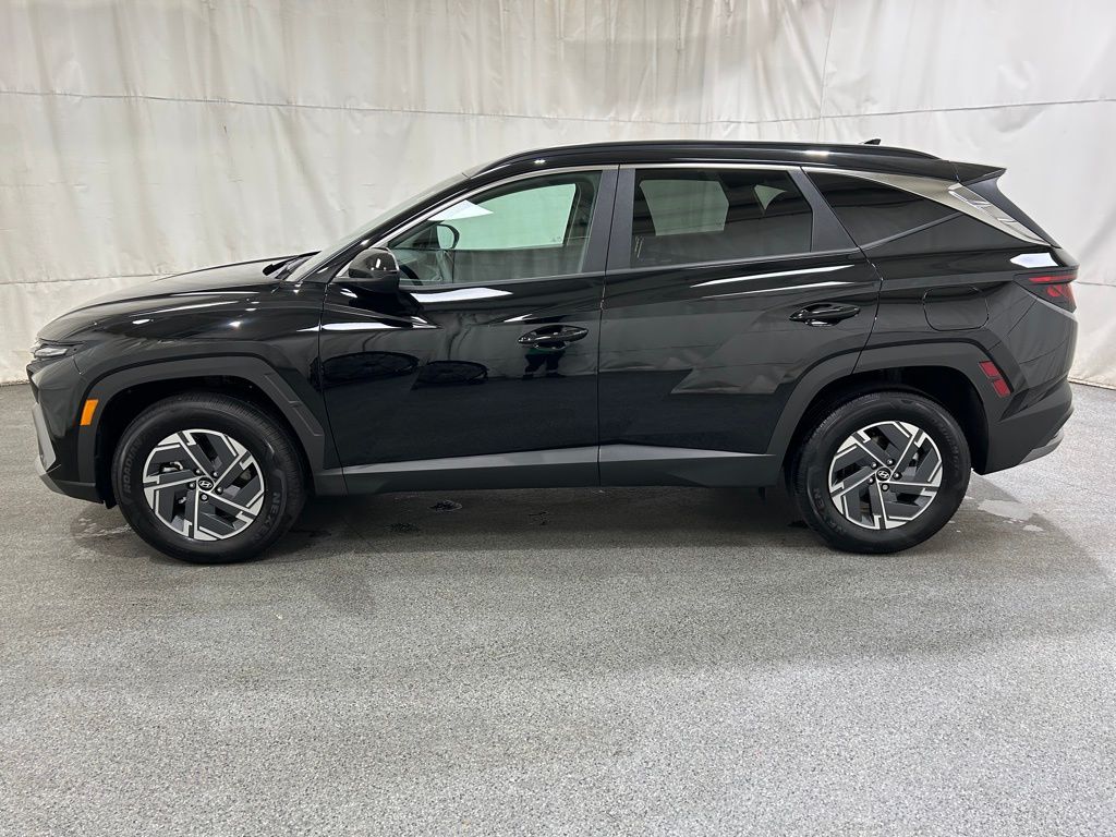 2025 Hyundai Tucson Hybrid Blue photo 3