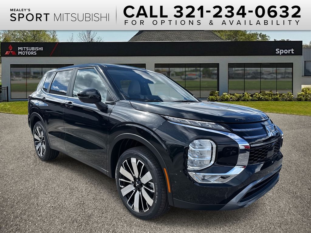 2025 Mitsubishi Outlander SE's photo