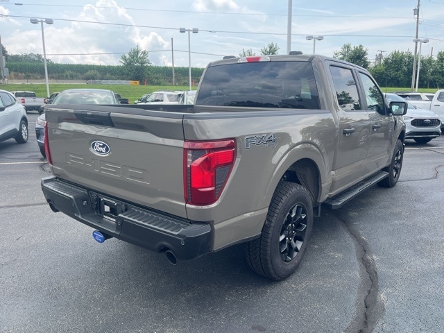2025 Ford F-150 STX photo 4