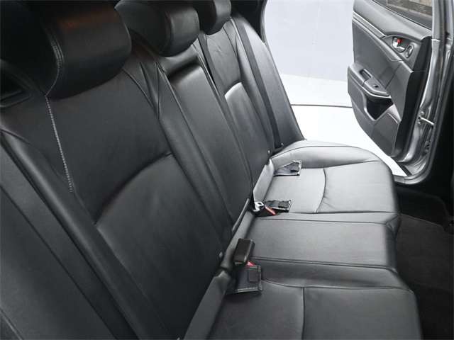 2019 Honda Civic Sport Touring photo 24
