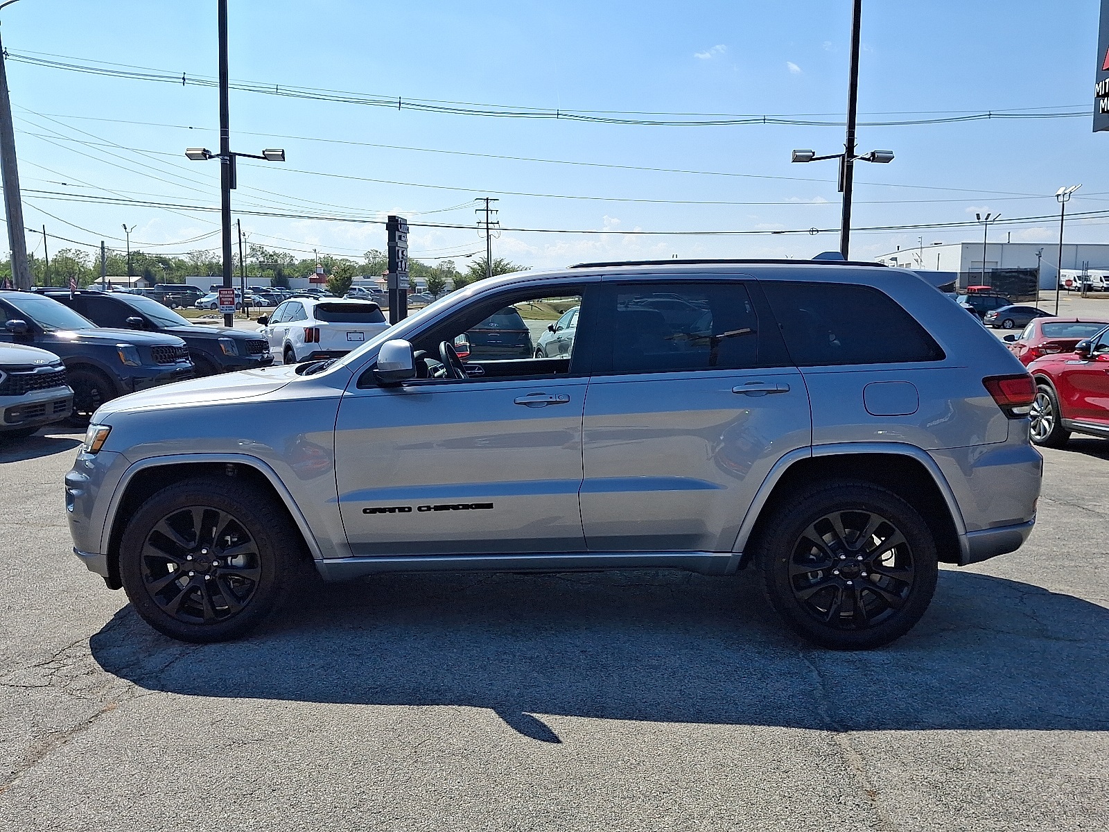 2017 Jeep Grand Cherokee Altitude photo 3