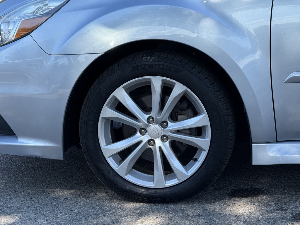2014 Subaru Legacy 2.5i photo 10