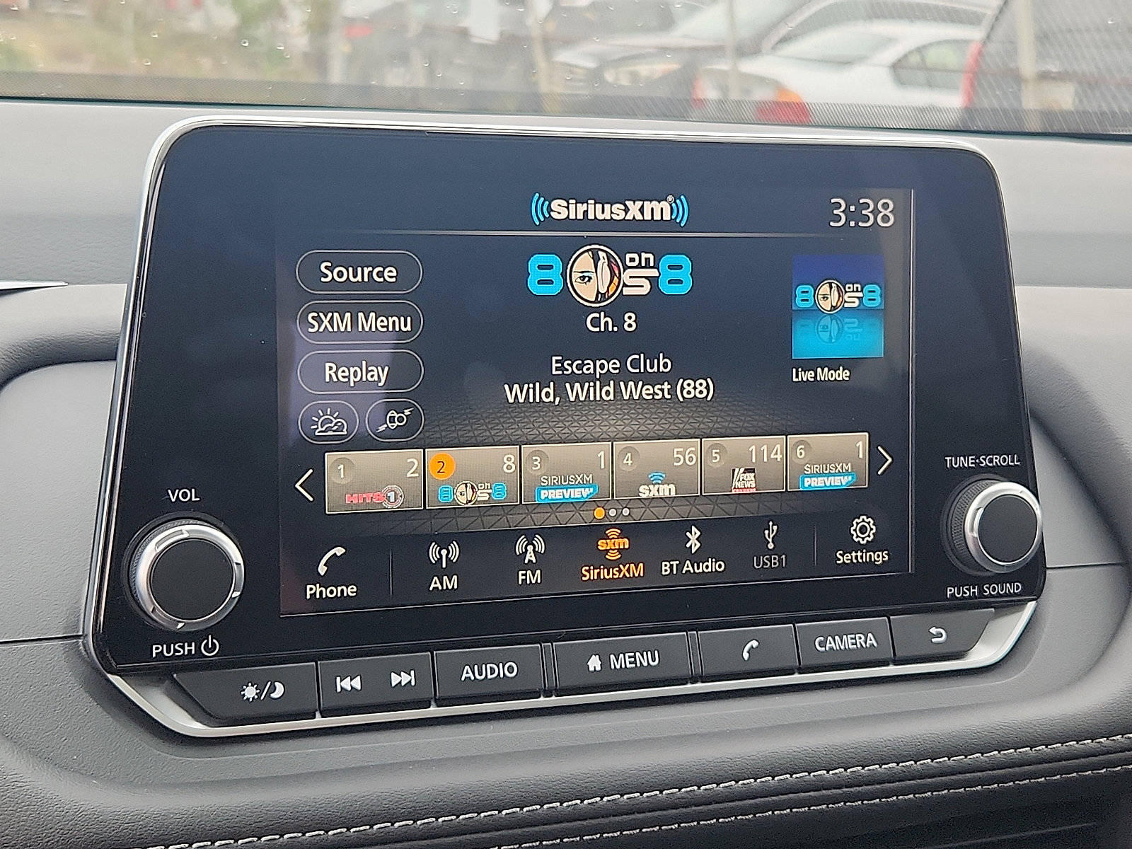 2026 Nissan Rogue SV photo 8