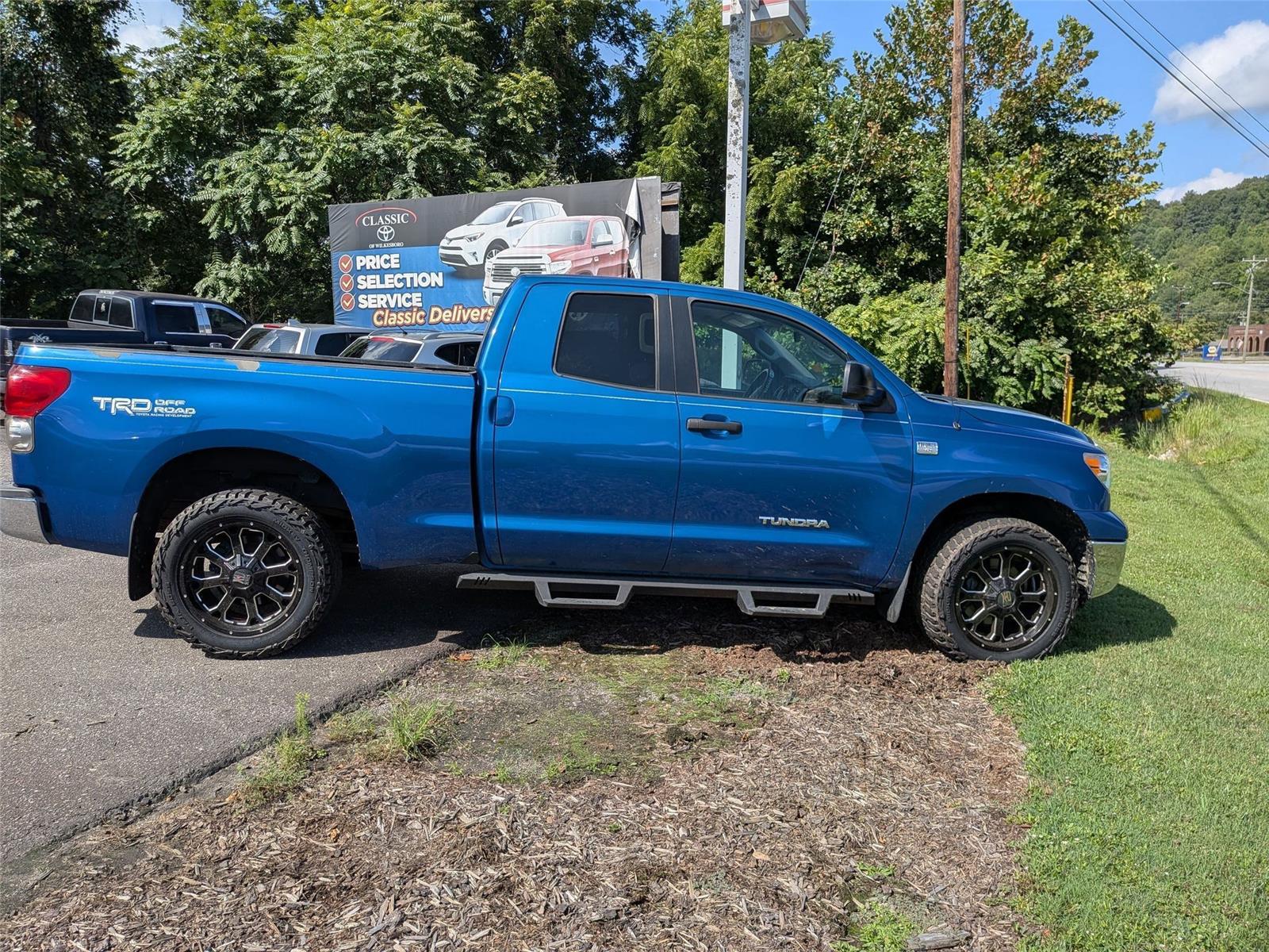 2008 Toyota Tundra SR5 Double Cab photo 3