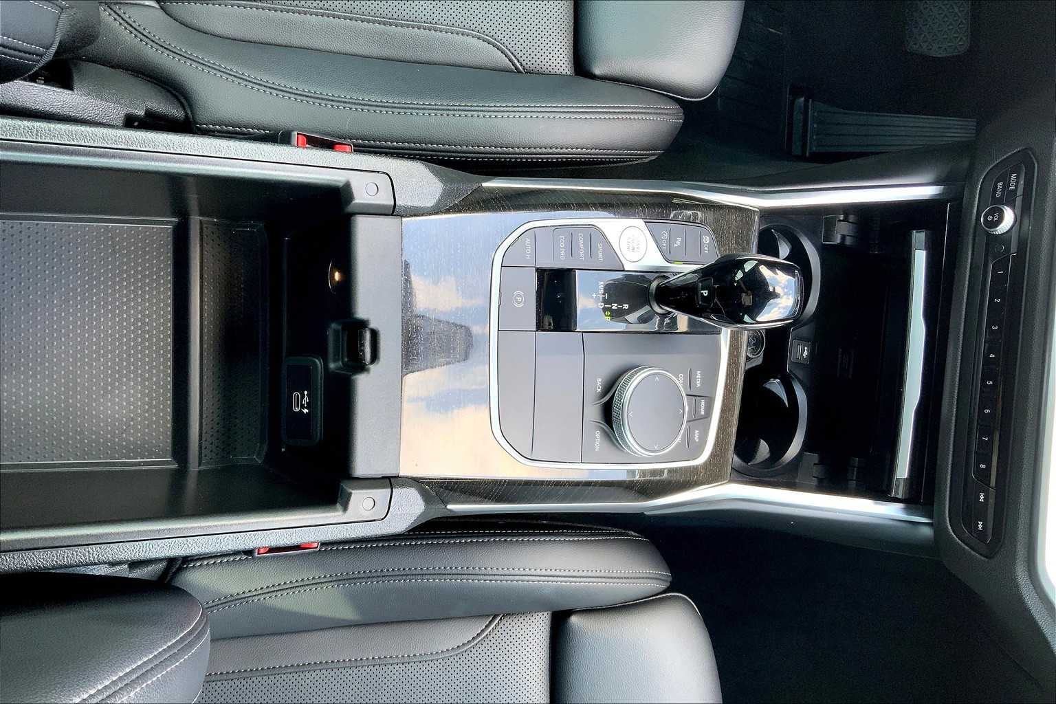 2022 Bmw 330i photo 35