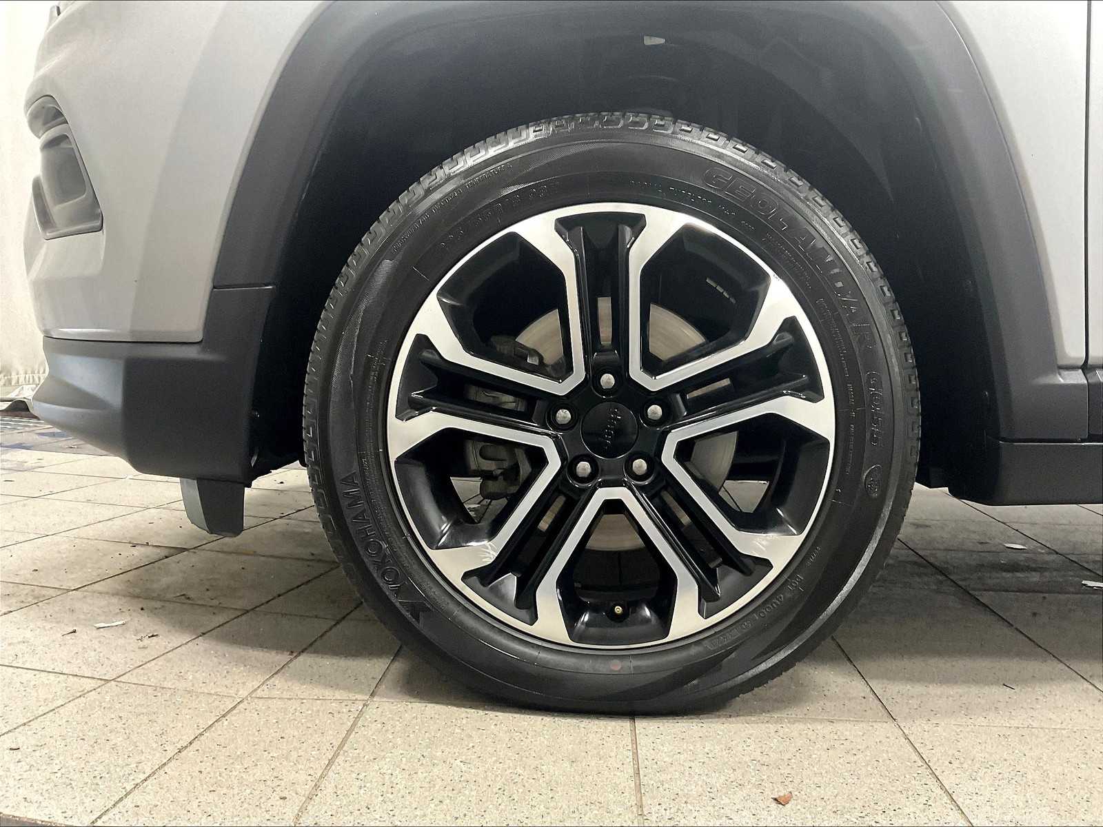 2022 Jeep Compass Limited photo 4