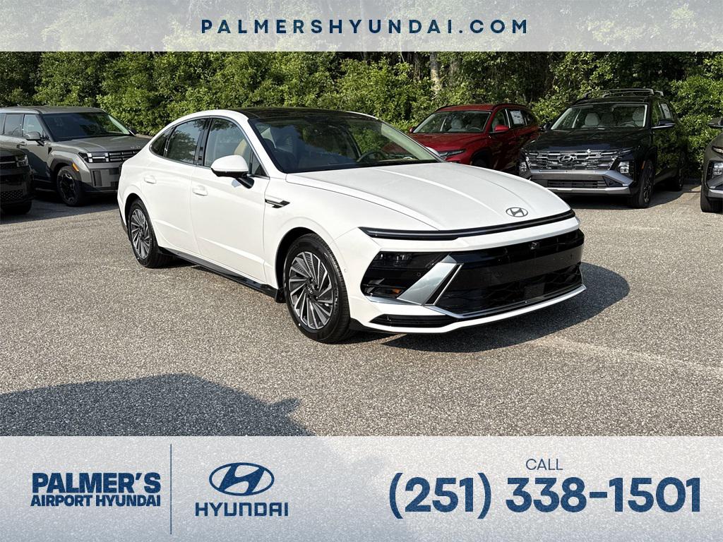2025 Hyundai Sonata Hybrid Limited's photo