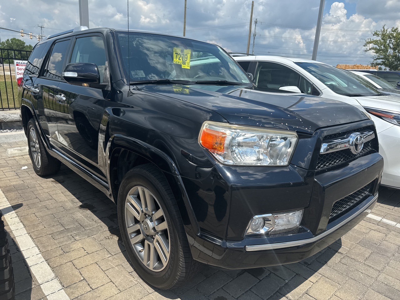 2010 Toyota 4Runner Limited photo 4