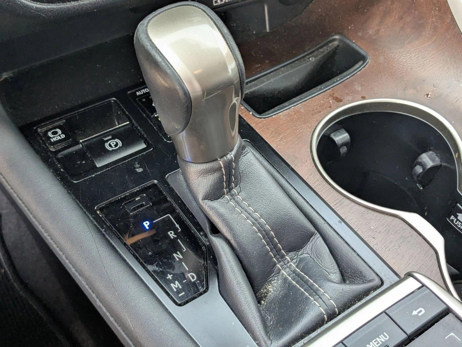 2020 Lexus RX 350L Premium photo 12