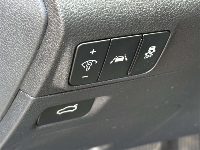 2023 Kia K5 GT-Line photo 28