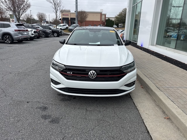 2019 Volkswagen Jetta R-Line photo 2