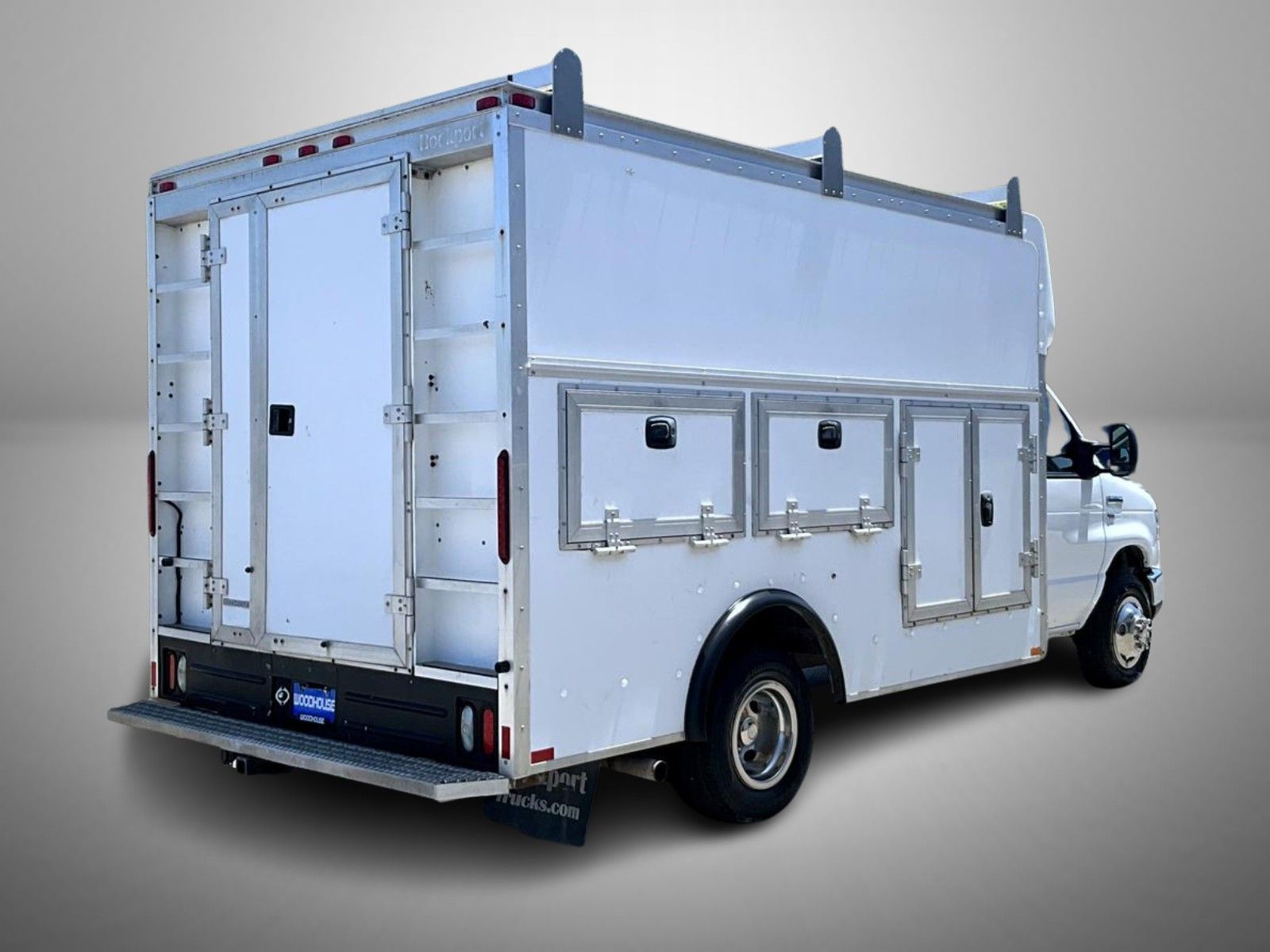 2013 Ford E-350 photo 3