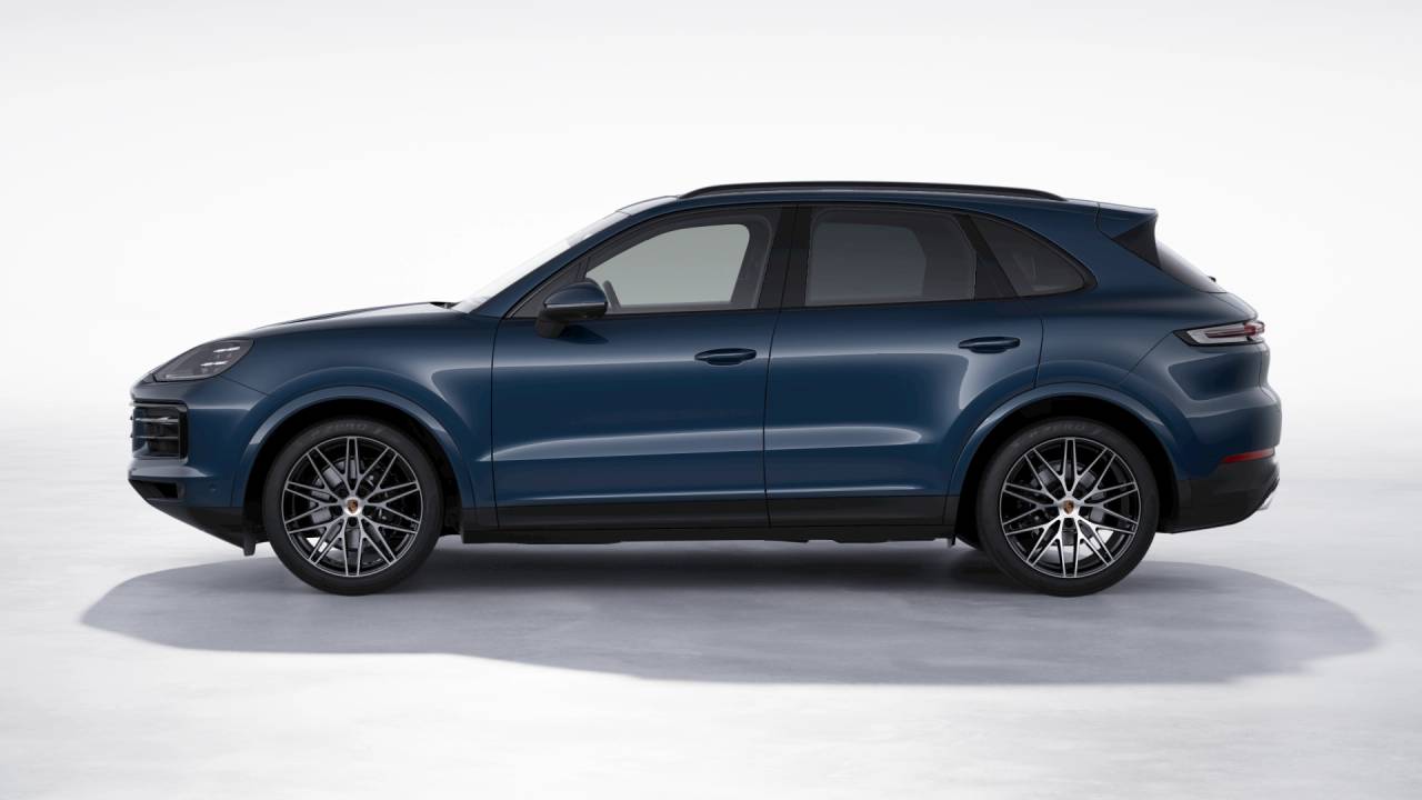 2026 Porsche Cayenne photo 2