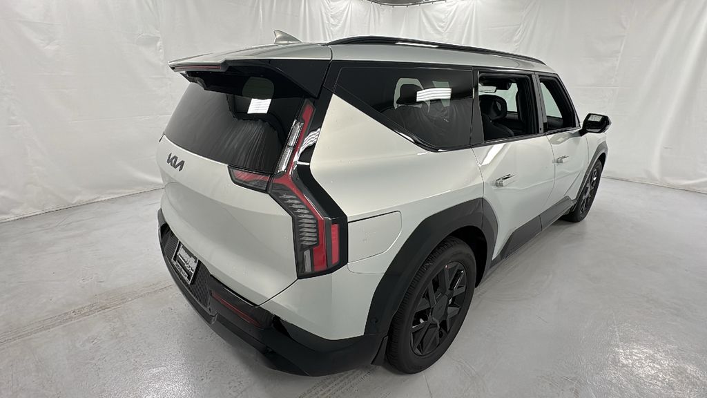 2026 Kia EV9 Land photo 3