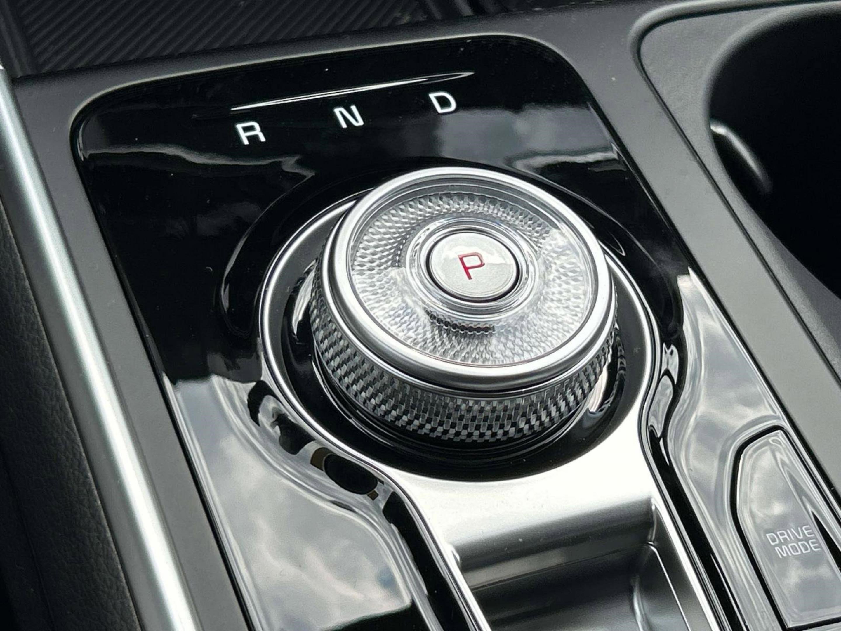 2026 Kia Carnival SX Prestige photo 24