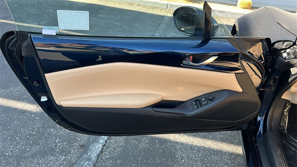 2025 Mazda MX-5 Miata Miata Grand Touring photo 17