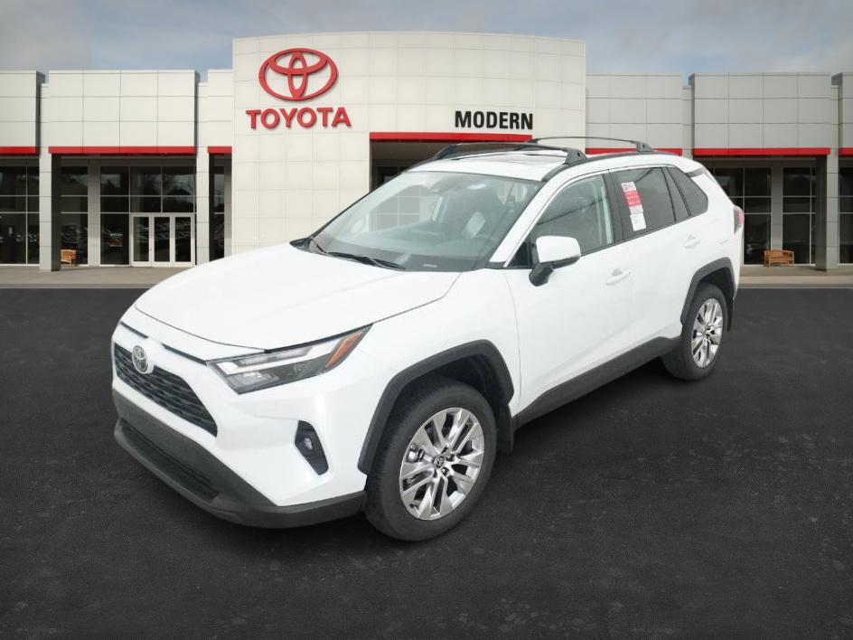 2025 Toyota RAV4 XLE Premium's photo