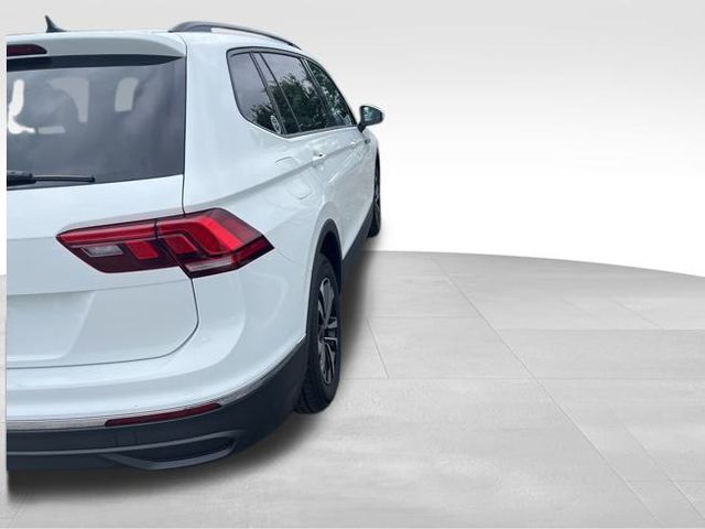 2023 Volkswagen Tiguan S photo 7