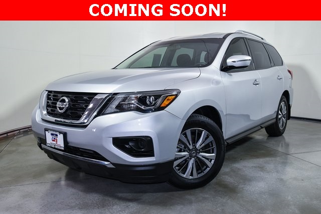 2019 Nissan Pathfinder S