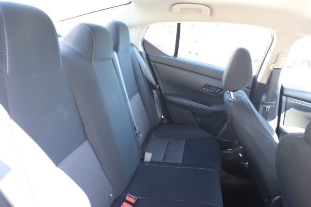 2024 Nissan Sentra SV photo 15