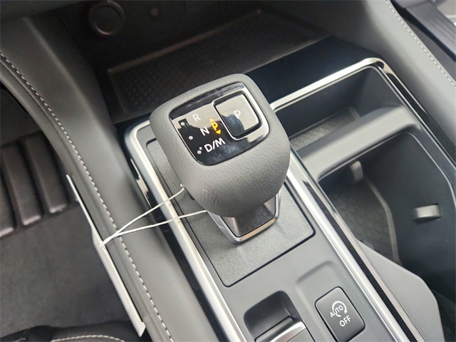 2025 Nissan Pathfinder SL photo 23