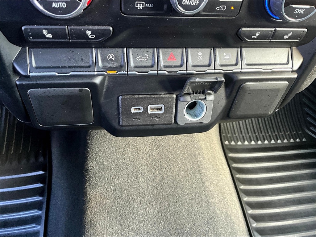 2022 Chevrolet Silverado 1500 LT photo 26