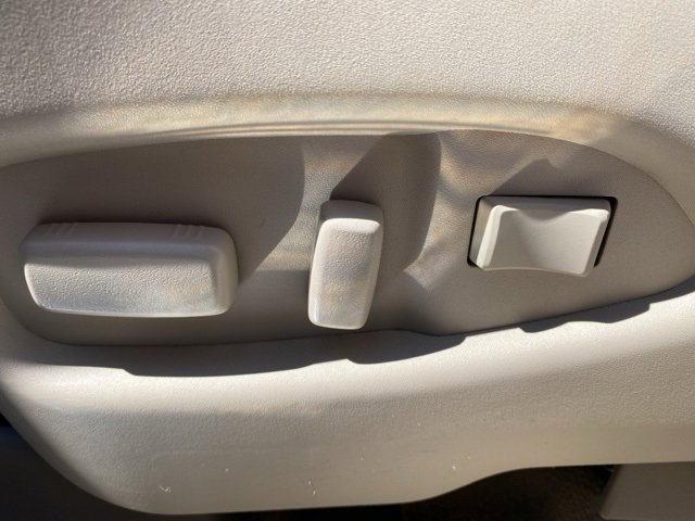 2015 Cadillac SRX Luxury photo 15