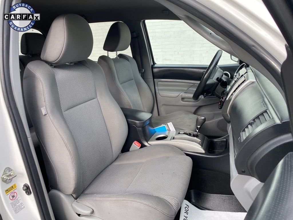 2015 Toyota Tacoma Base photo 12