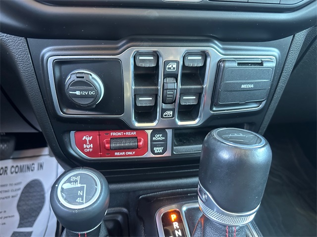 2020 Jeep Gladiator Rubicon photo 17
