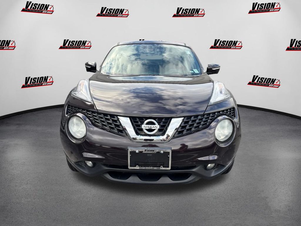 2017 Nissan Juke SL photo 2