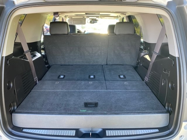 2016 Chevrolet Tahoe LT photo 26