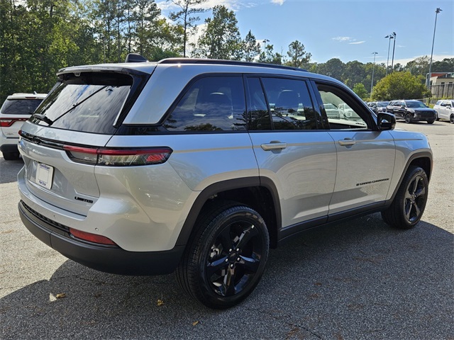 2025 Jeep Grand Cherokee Limited photo 11