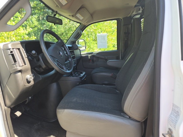 2023 Gmc Savana 2500 Cargo photo 5