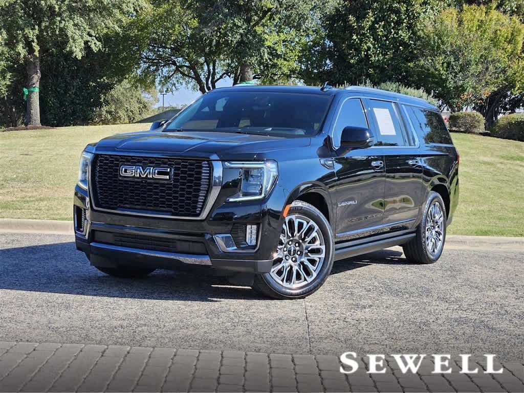 2023 GMC Yukon XL Denali Ultimate's photo