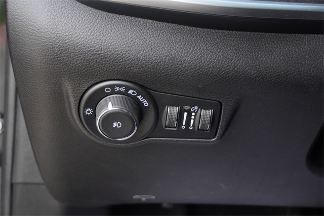 2023 Jeep Compass Latitude photo 20