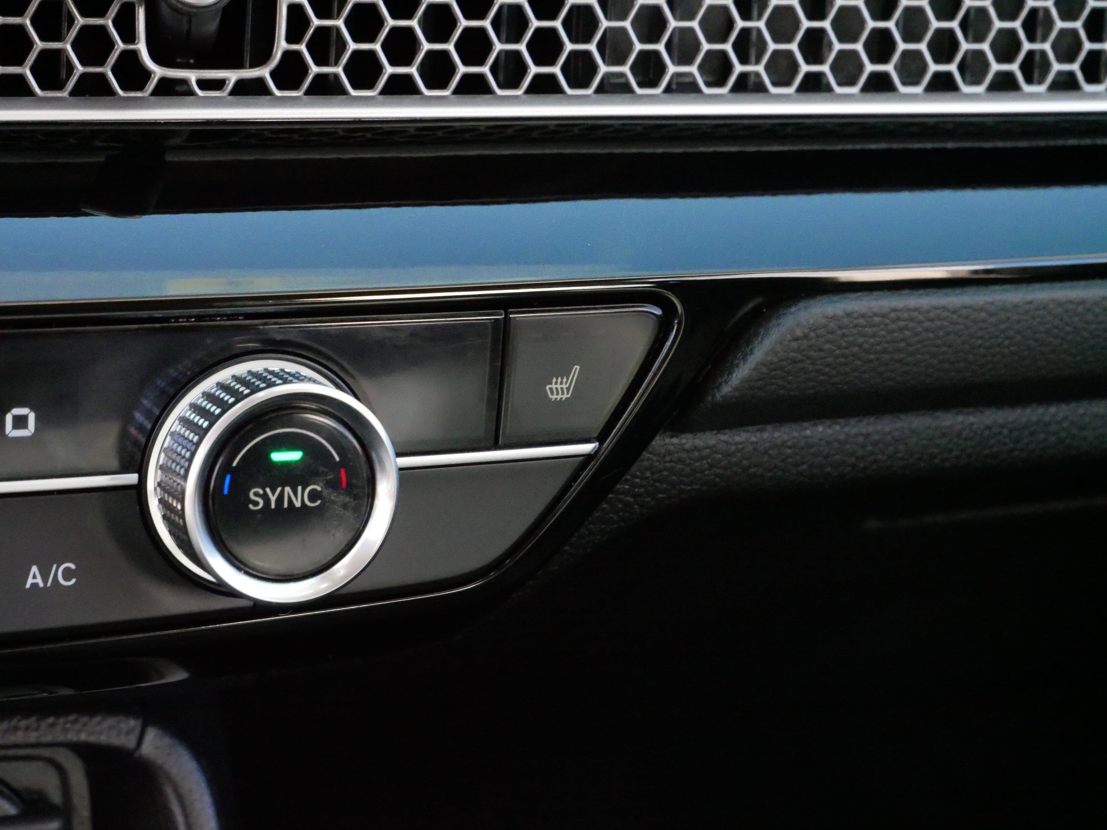 2022 Honda Civic Hatchback EX-L photo 27