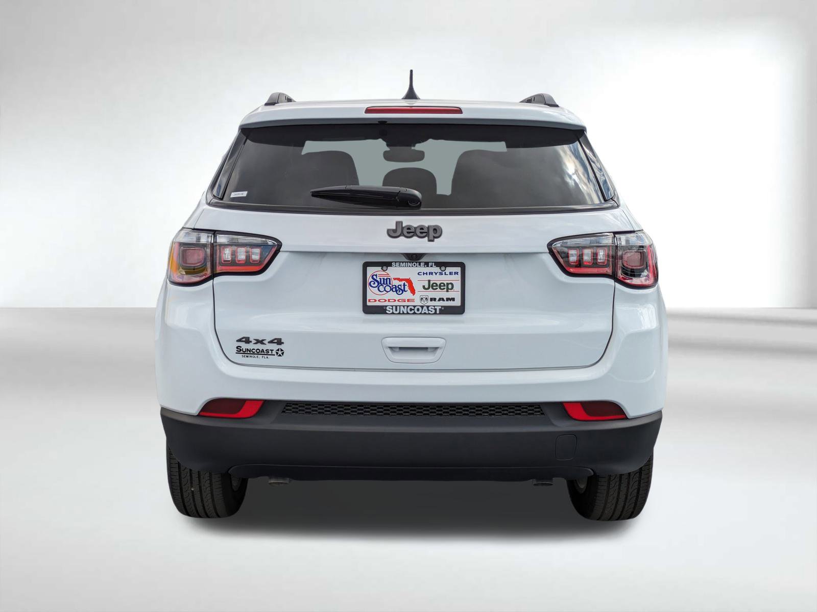 2026 Jeep Compass Latitude photo 4