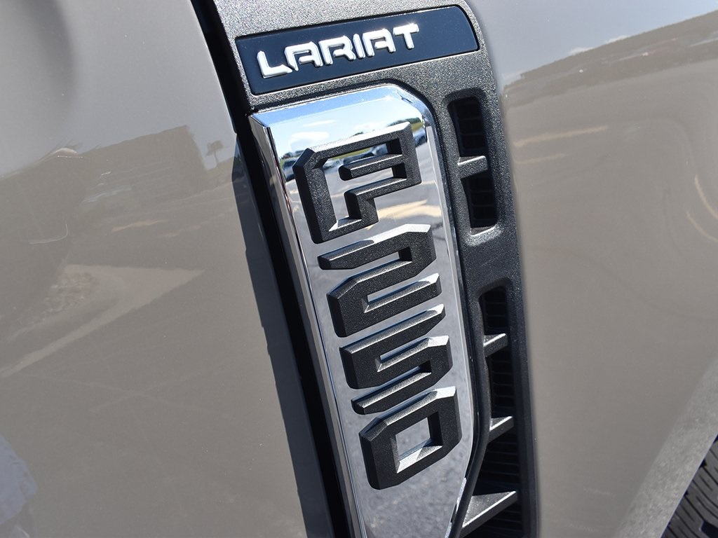 2026 Ford F-250 Lariat photo 10