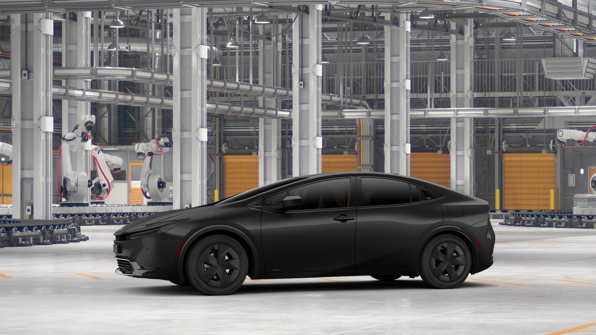 2026 Toyota Prius LE photo 3