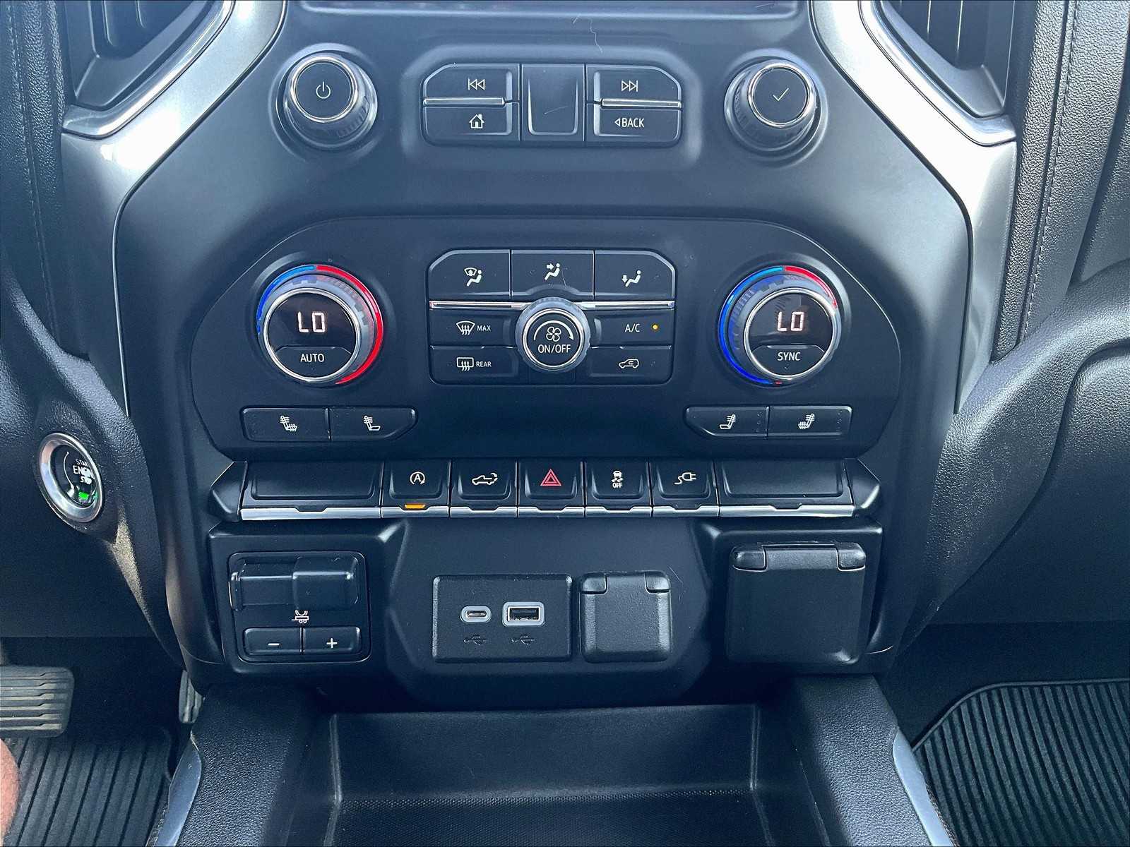 2022 Chevrolet Silverado 1500 RST photo 26
