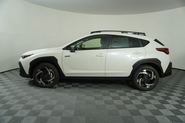 2026 Subaru Crosstrek Limited Hybrid photo 2