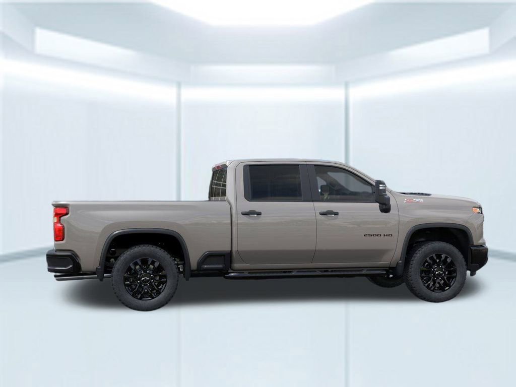 2026 Chevrolet Silverado 2500HD Custom photo 5