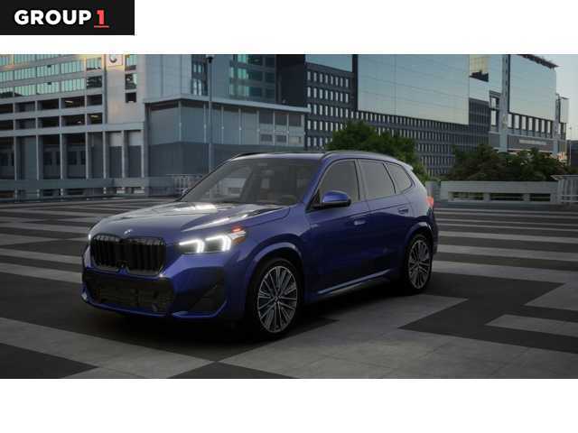 2025 BMW X1 28i's photo